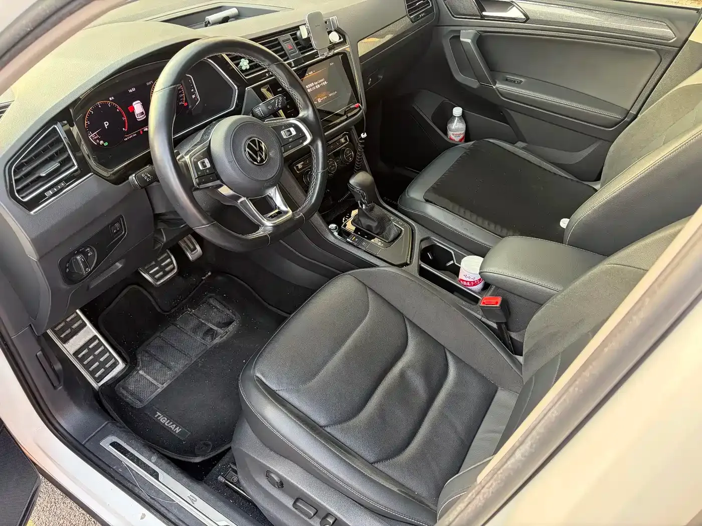 Volkswagen Tiguan L 330TSI Automatic 2WD R-Line Premium 2021 — фото 4