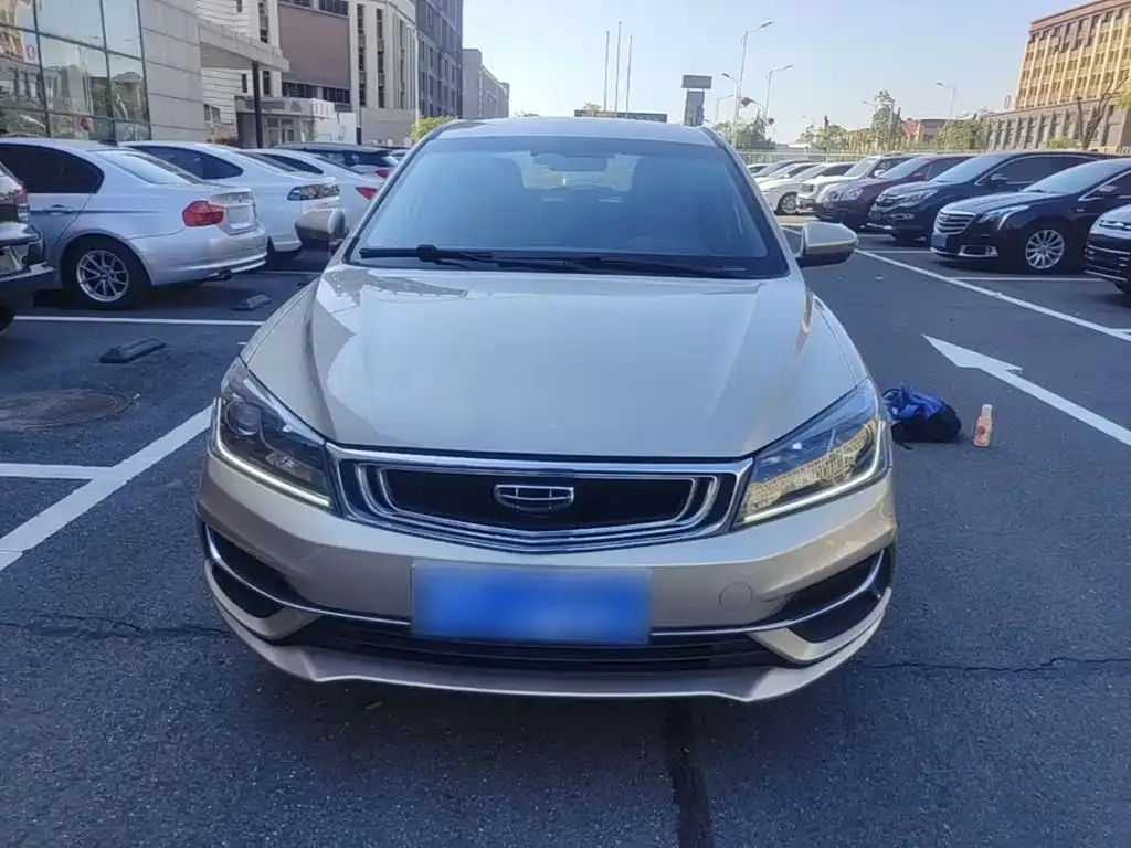 Geely Emgrand Leading Edition 1.5L CVT Luxury Type China VI 2019 — фото 3