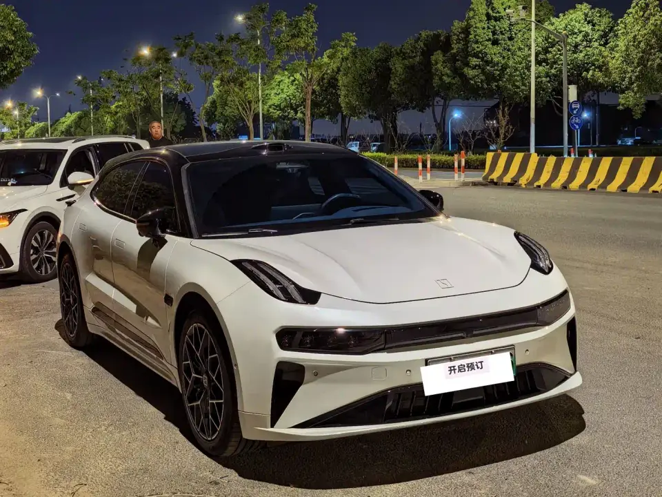 Zeekr 001 WE Edition 100kWh RWD 2024