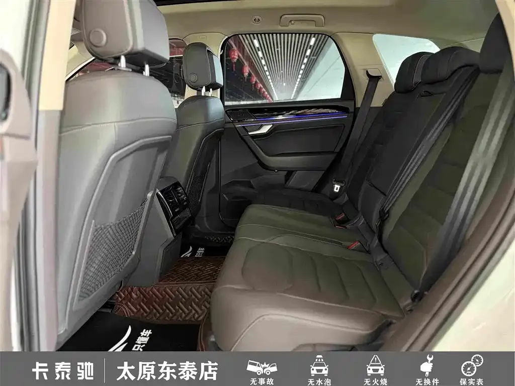 Volkswagen Touareg 2.0TSI Sharp Wing Edition China V 2019 — фото 5