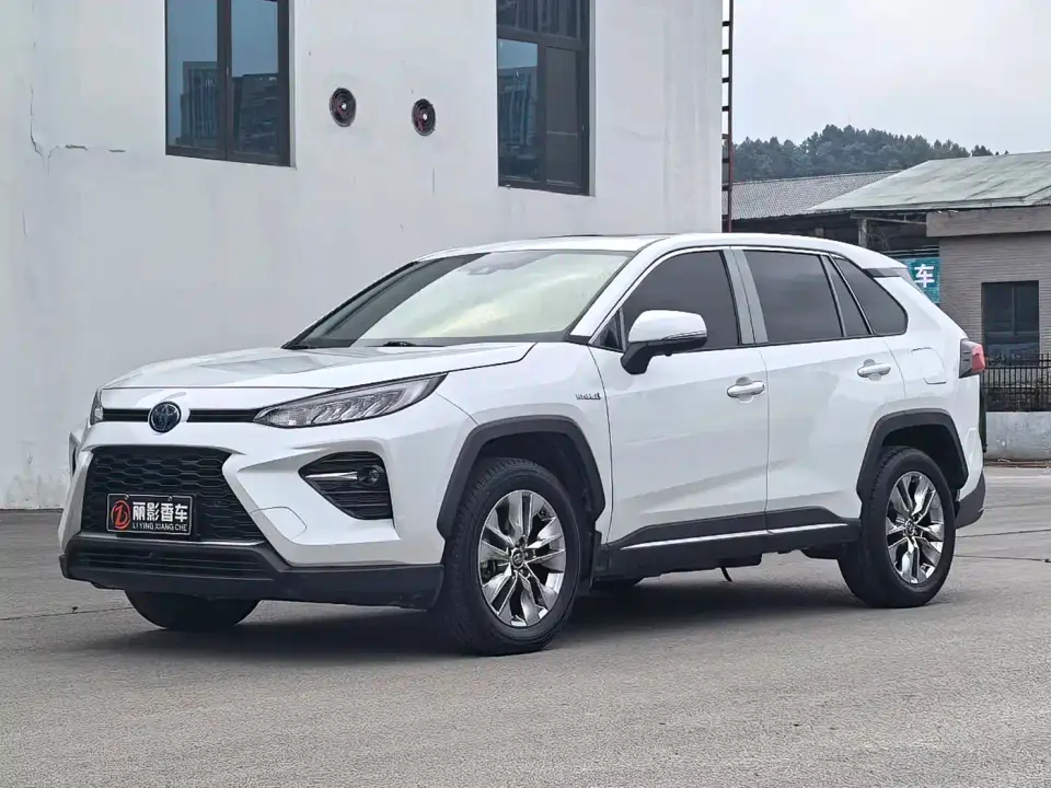Toyota Wildlander Dual Engine 2.5L E-CVT FWD Luxury 2020