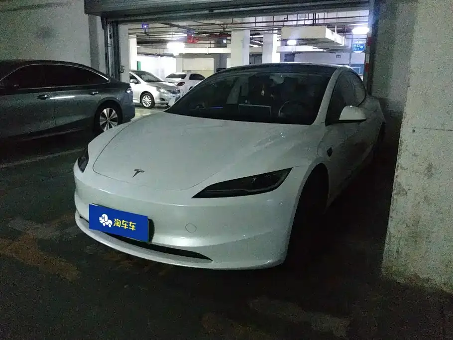Tesla Model 3 Rear-Wheel Drive 2024
