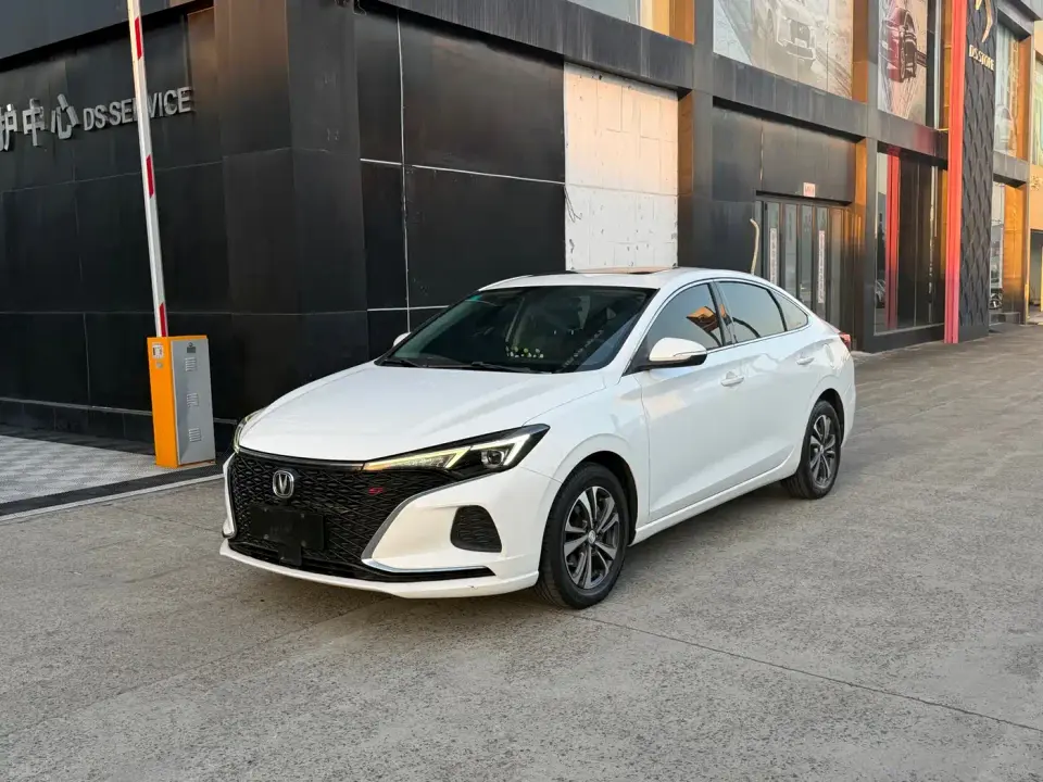 Changan Eado PLUS Blue Whale NE 1.4T GDI DCT Premium 2020