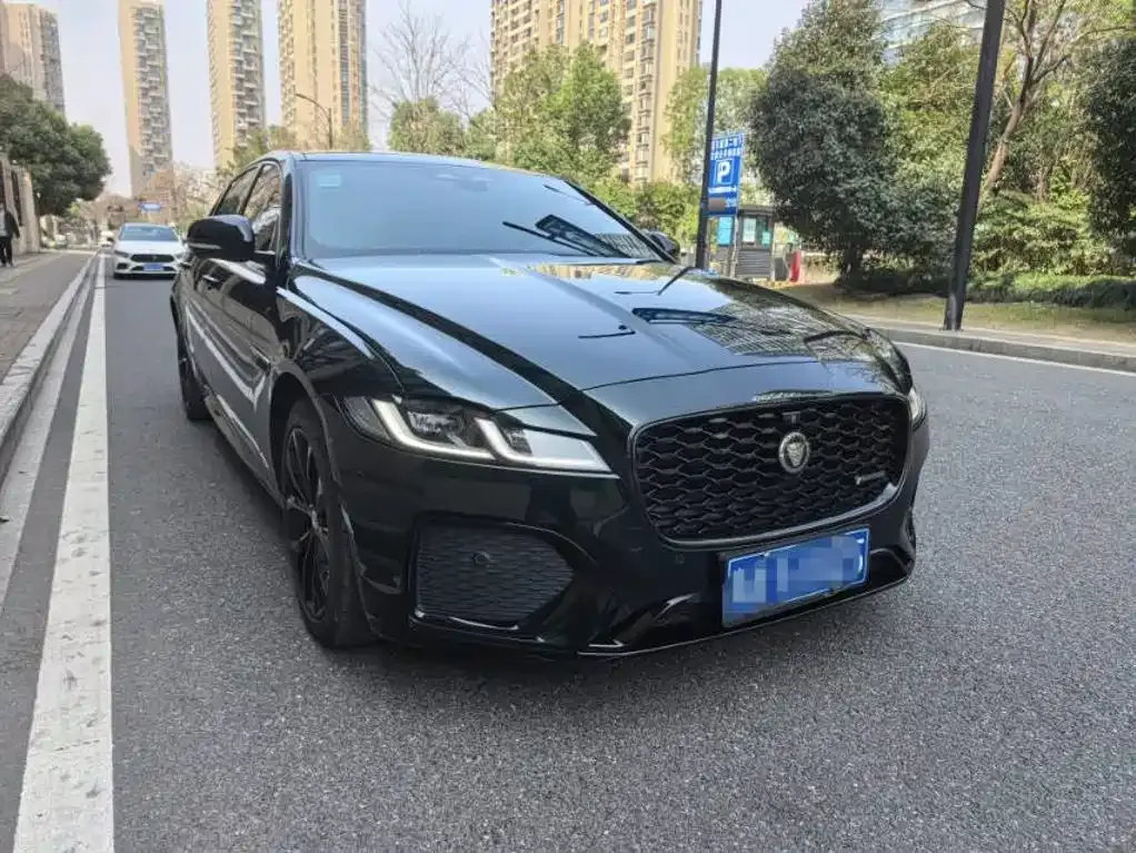 Jaguar XFL XFL 2.0T P250 AWD Gloss Black Sport Edition 2022 — фото 3