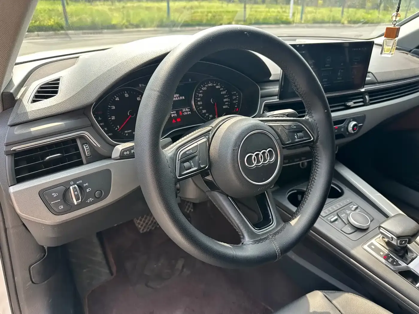 Audi A4L 40 TFSI Progressive (China VI) 2019 — фото 13