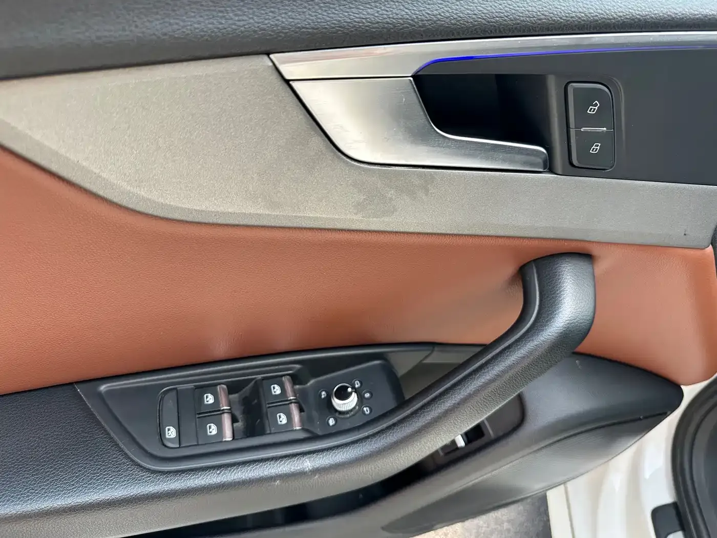 Audi A4L 40 TFSI Progressive (China VI) 2019 — фото 16