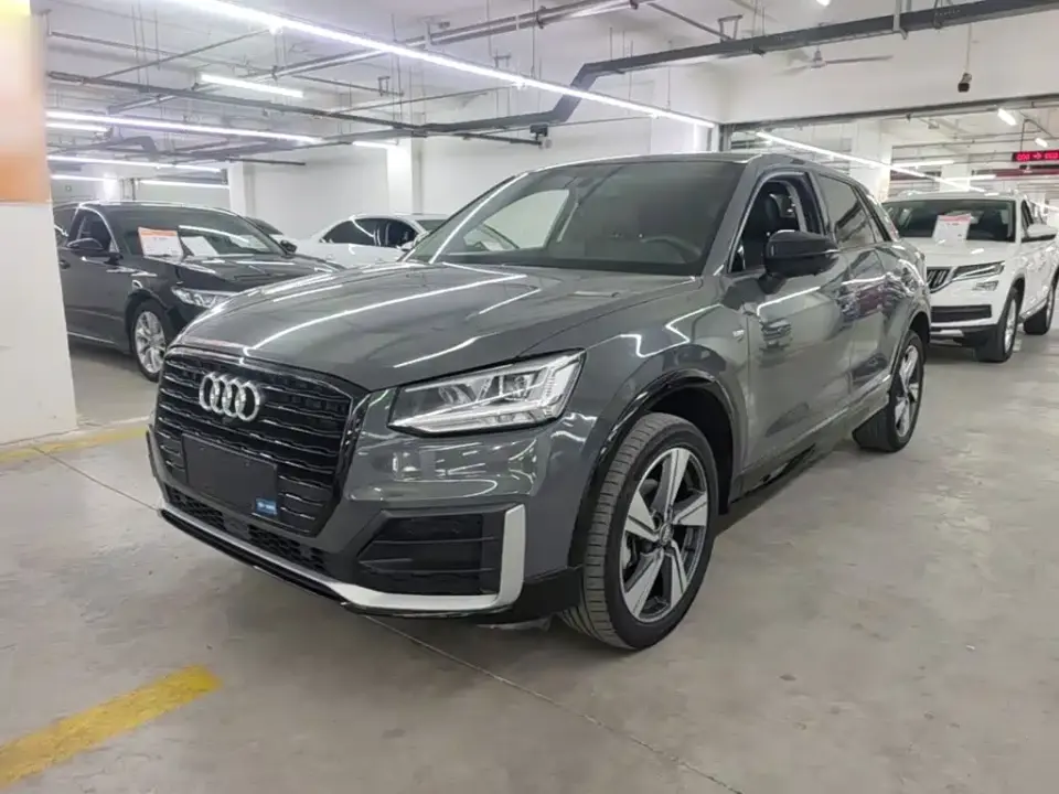 Audi Q2L 35 TFSI Fashion Dynamic Model 2020