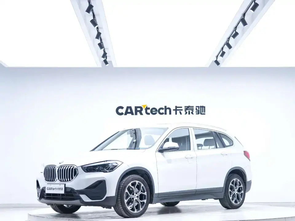 BMW X1 sDrive25Li Leading 2021