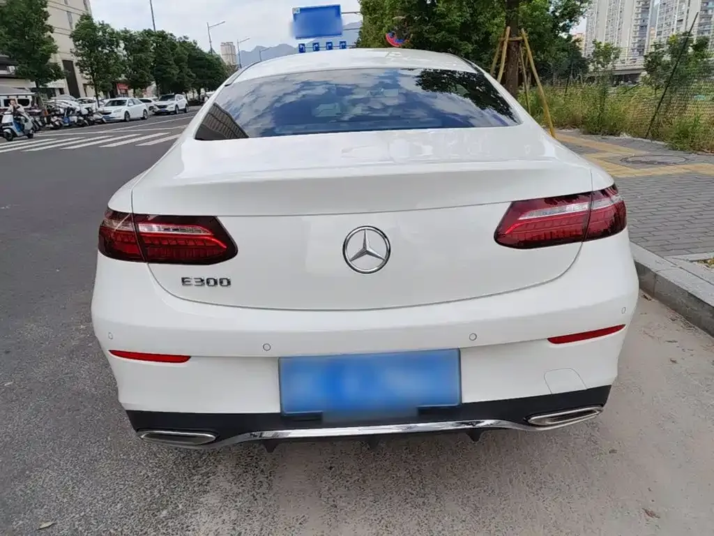 Mercedes-Benz E-Class (Import) E 300 Coupe 2022 — фото 6