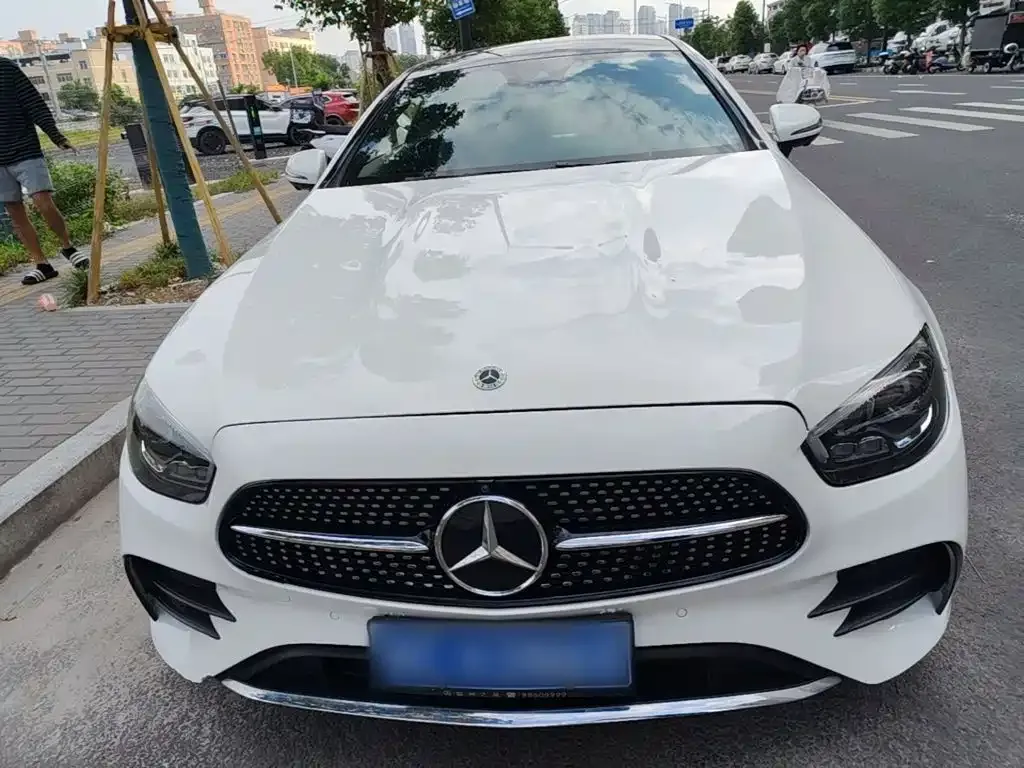 Mercedes-Benz E-Class (Import) E 300 Coupe 2022 — фото 3