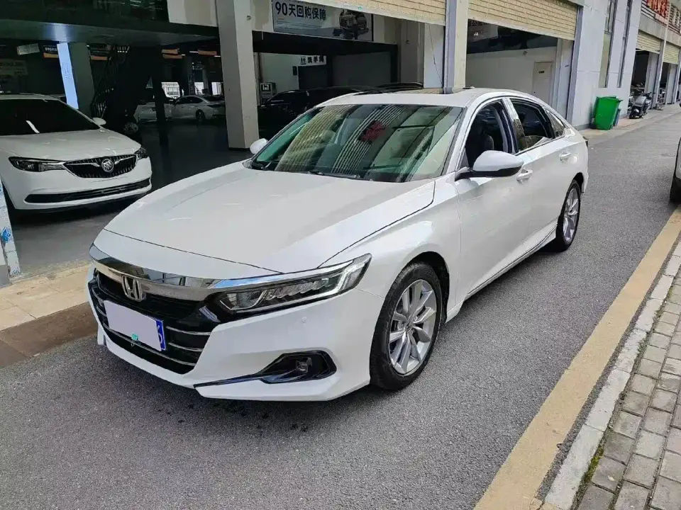 Honda Accord 260TURBO Luxury Edition 2022