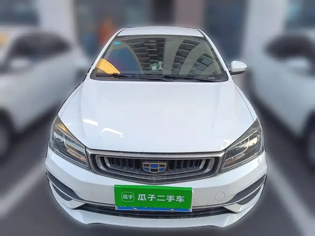 Geely Emgrand 1.5L CVT Luxury 2019 — фото 2