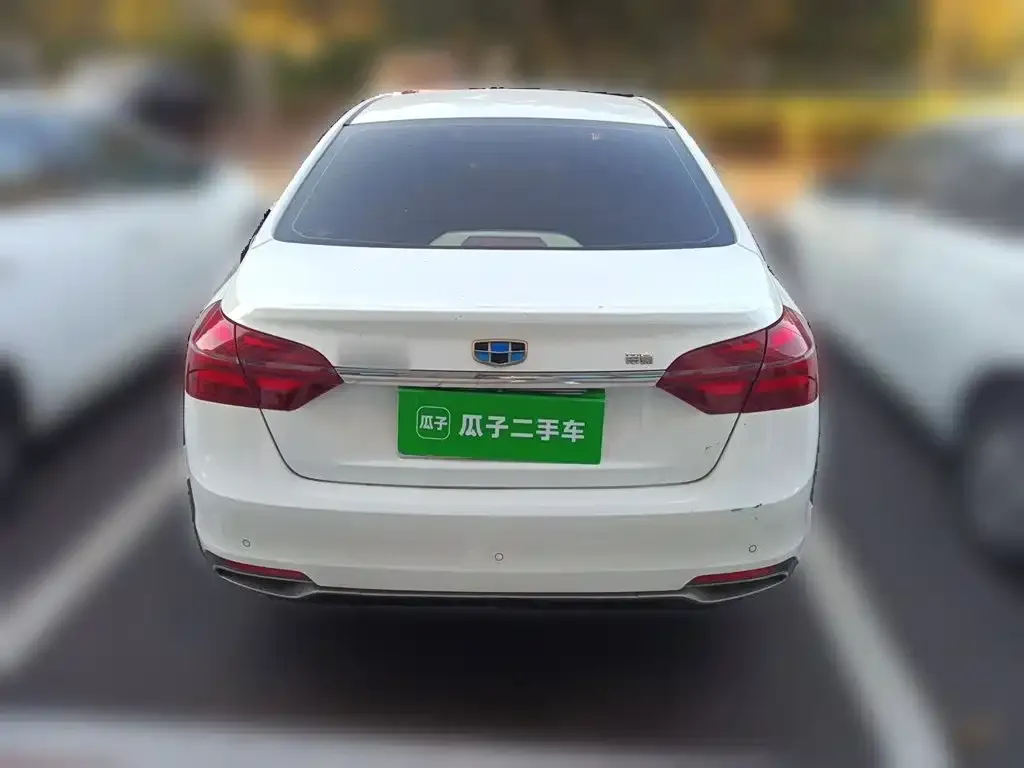 Geely Emgrand 1.5L CVT Luxury 2019 — фото 5