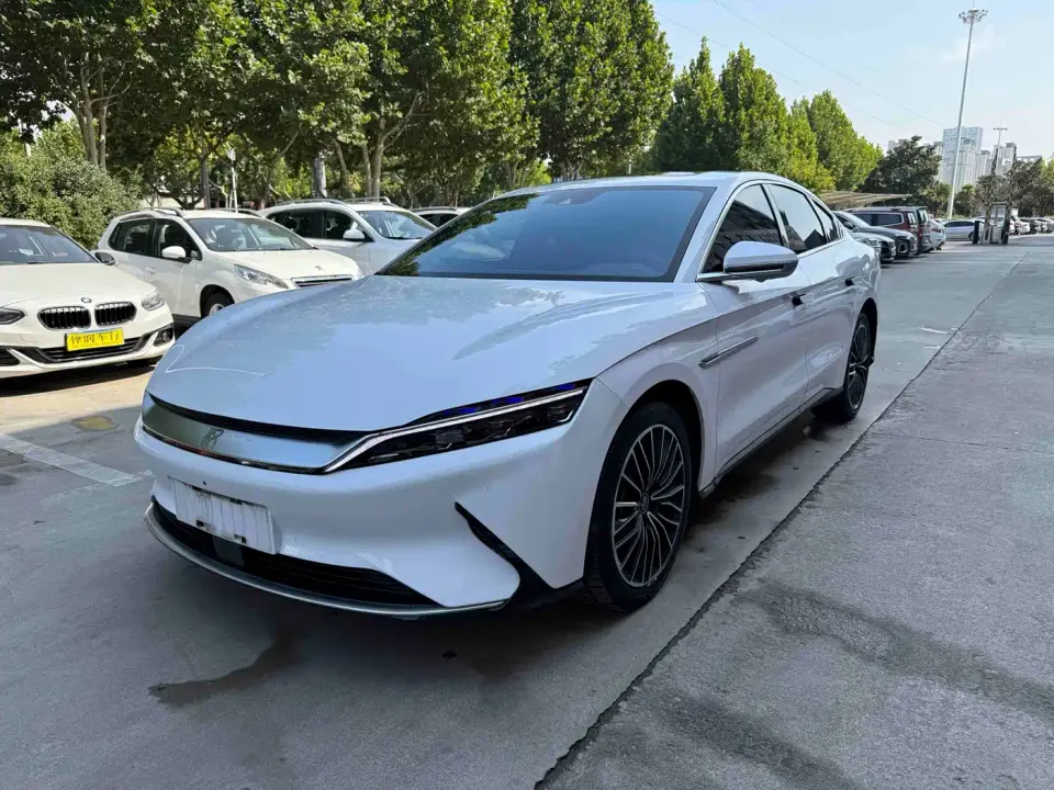 BYD Han EV Standard Range Luxury 2022