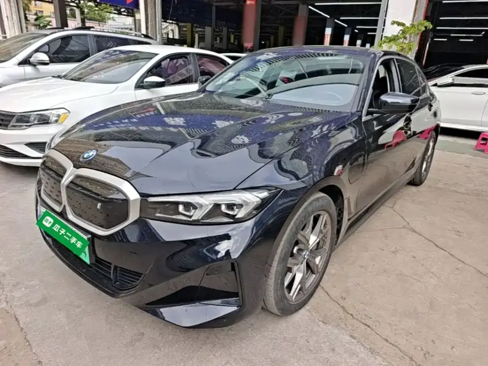 BMW i3 eDrive 35 L 2023