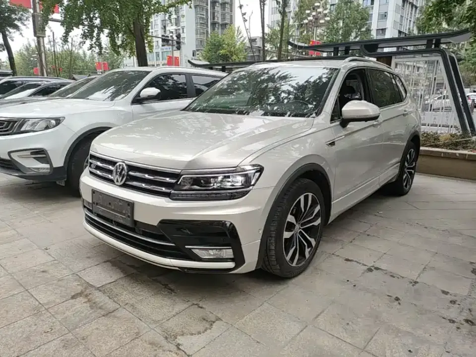 Volkswagen Tiguan L Facelift 330TSI Auto 2WD R-Line Flagship China VI 2020