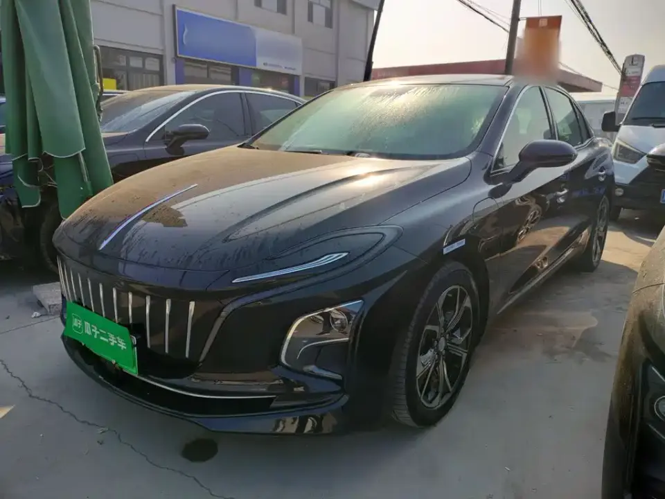 Hongqi E-QM5 Facelift Basic Travel Edition 2024