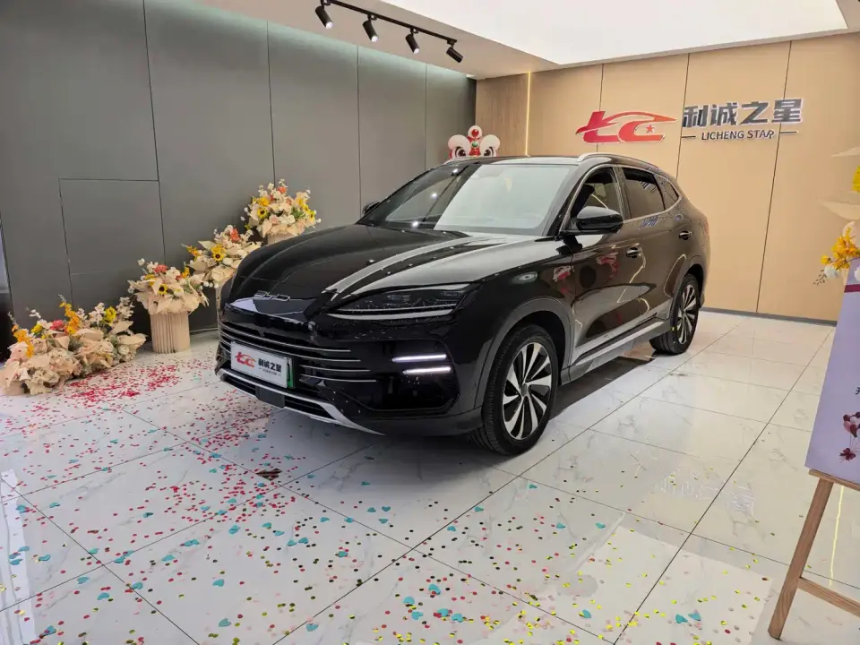 BYD Song PLUS PHEV Champion Edition DM-i 150KM Flagship PLUS 5G 2024