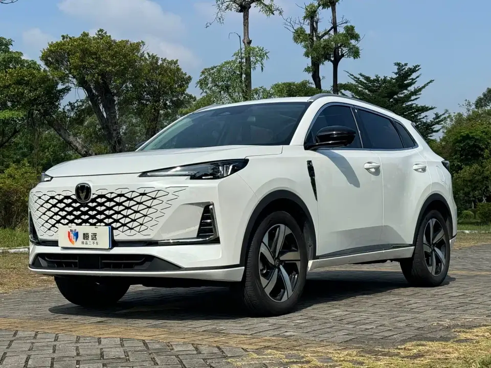 Changan CS55 PLUS 3rd Generation 1.5T DCT Premium 2024