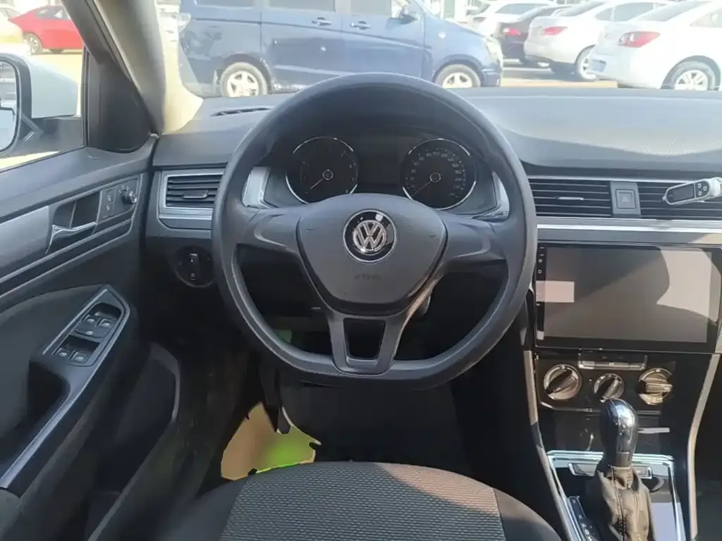 Volkswagen Bora Facelift Bora Legend 1.5L Automatic Fashion Type China VI 2020 — фото 11