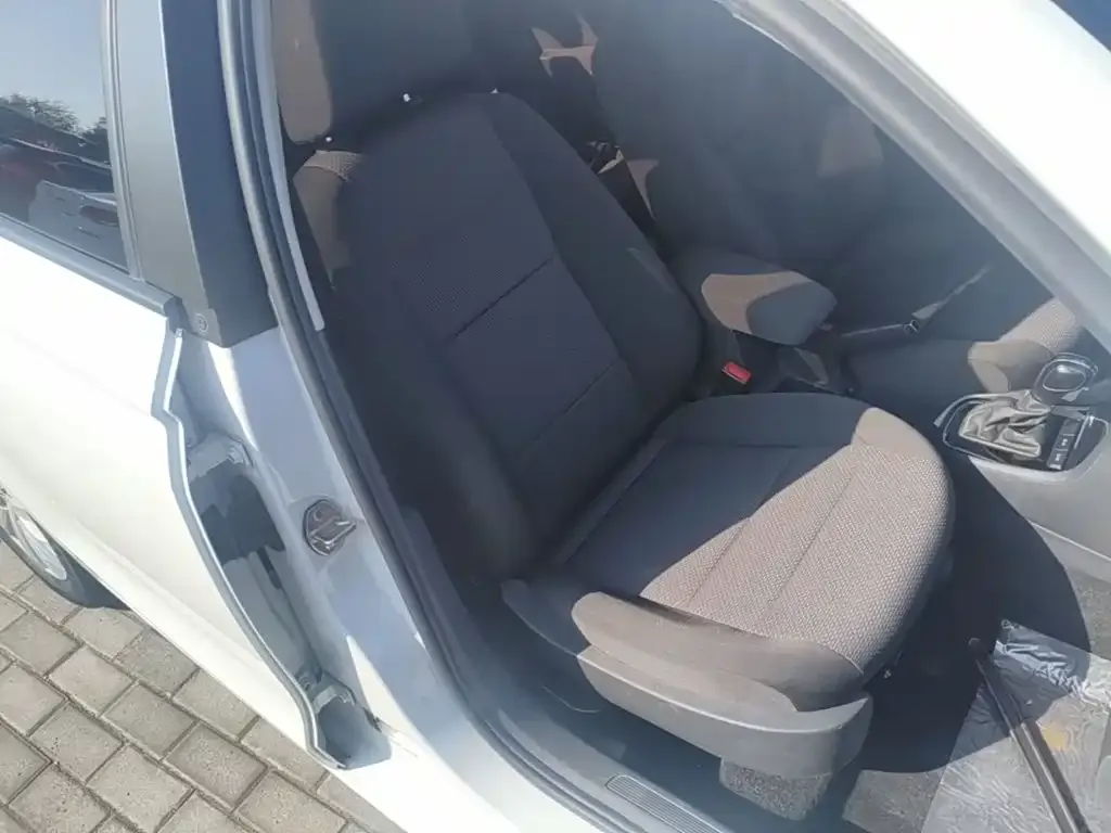 Volkswagen Bora Facelift Bora Legend 1.5L Automatic Fashion Type China VI 2020 — фото 25