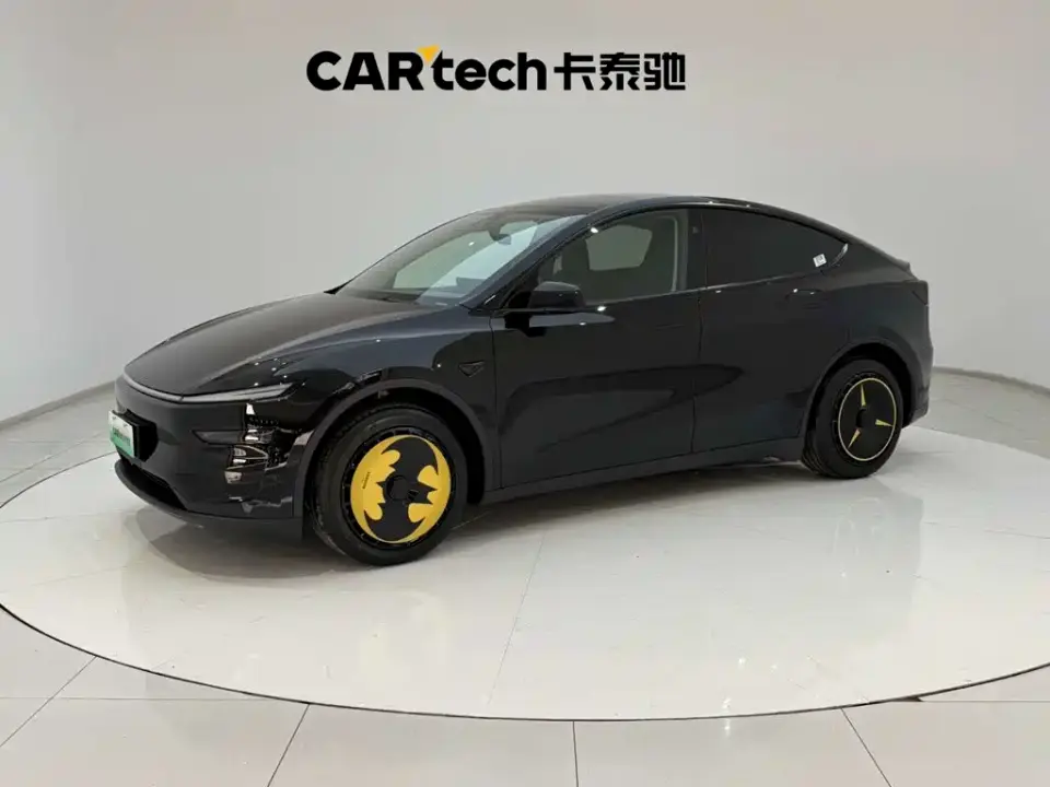 Tesla Model Y Rear-Wheel Drive 2025