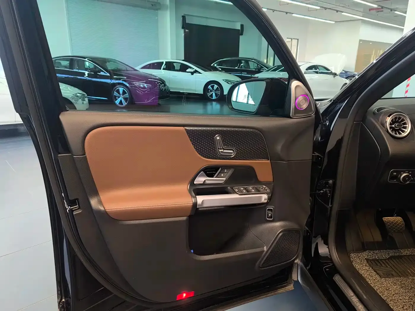 Mercedes-Benz GLB-Class Facelift GLB 220 Dynamic 2025 — фото 8