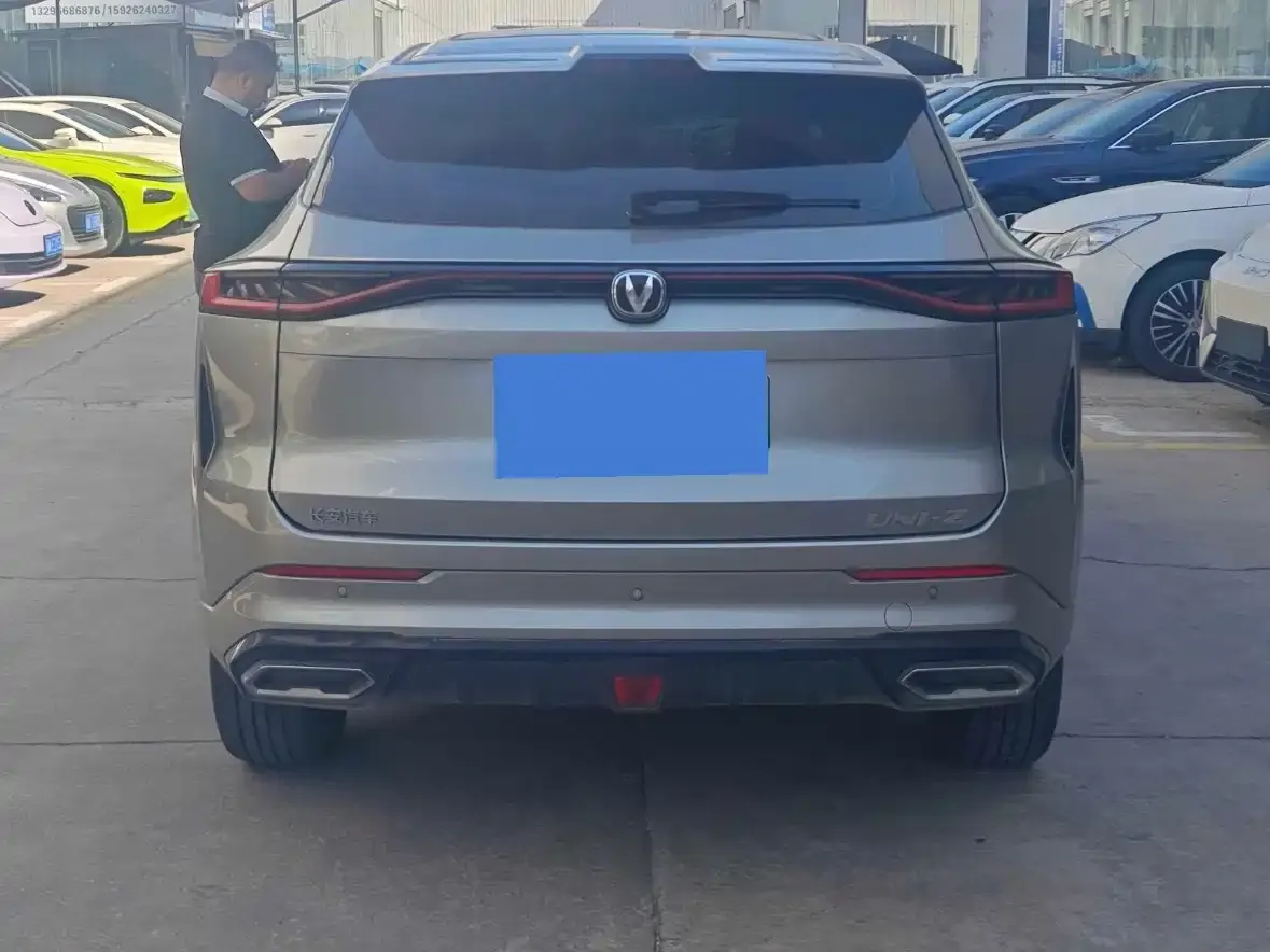 Changan UNI-Z New Energy Blue Whale iDD 125km Surpassing Edition 2024 — фото 8