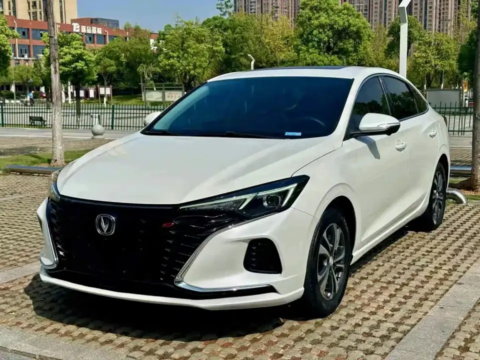 Changan Eado PLUS Blue Whale NE 1.4T GDI DCT Premium 2021