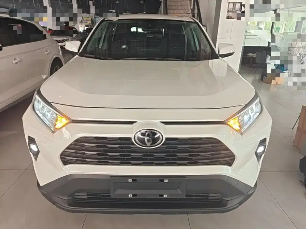 Toyota RAV4 Rongfang 2.0L CVT FWD Urban Edition 2024 — фото 3