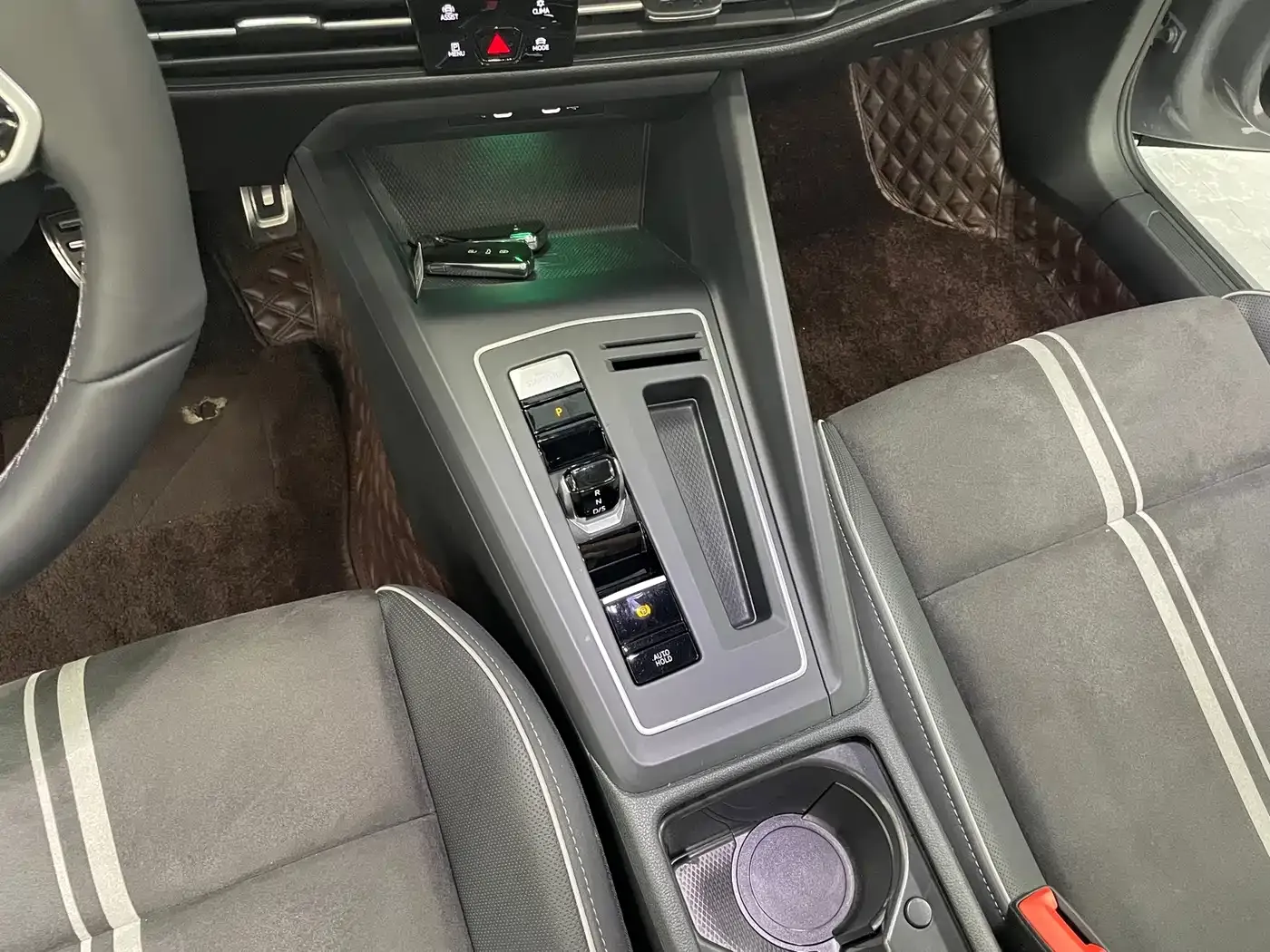 Volkswagen Golf 280TSI DSG R-Line Lite 2022 — фото 11