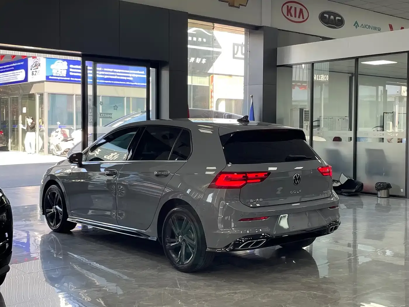 Volkswagen Golf 280TSI DSG R-Line Lite 2022 — фото 14