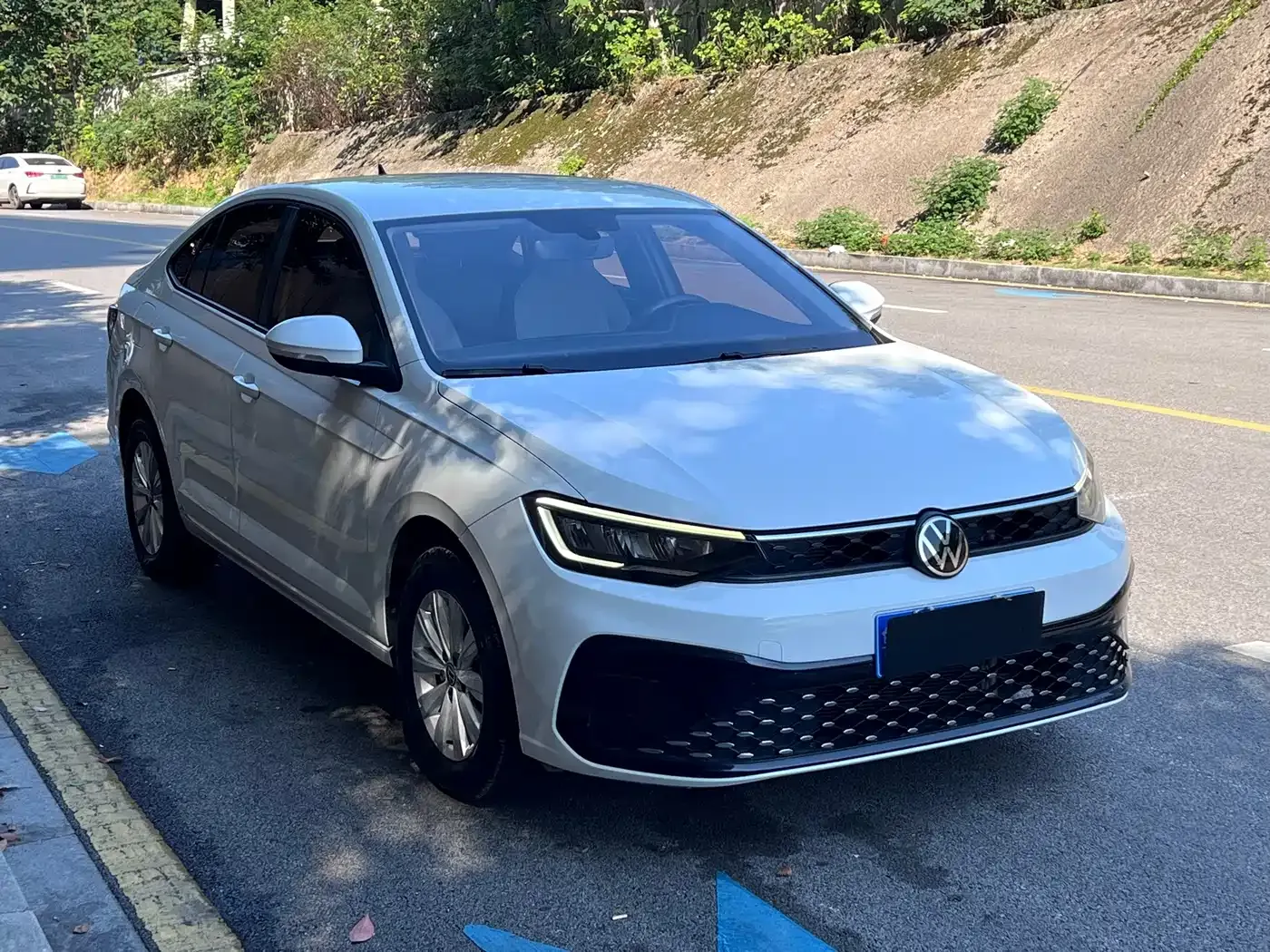 Volkswagen Lavida Xinrui 1.5L Auto Xinyi Edition 2024 — фото 3