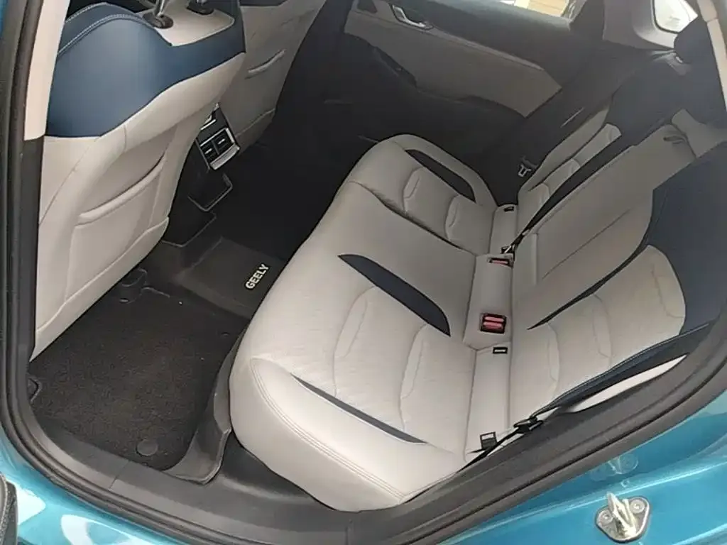 Geely Xing Rui 2.0TD Premium 2021 — фото 17