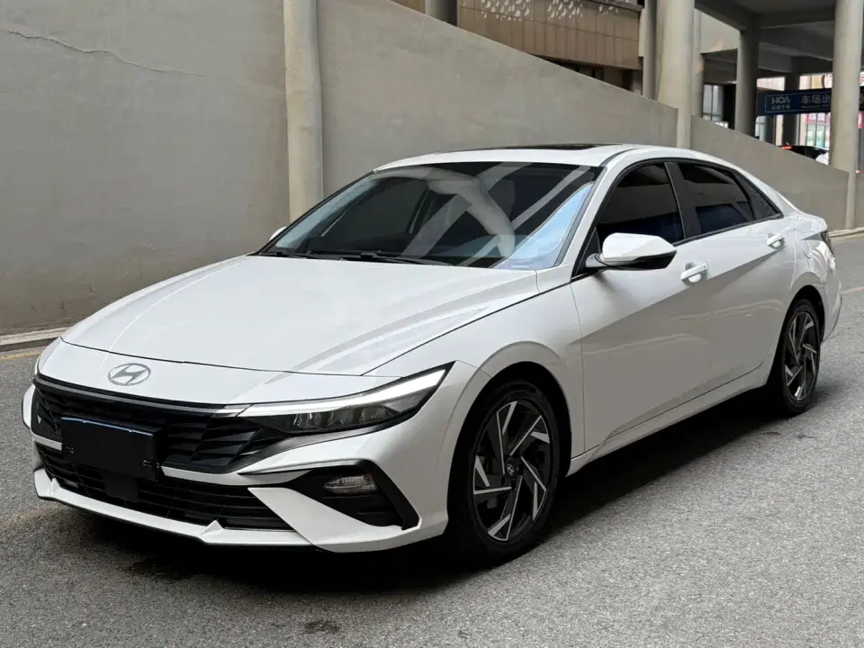 Hyundai Elantra 1.5L CVT GLX Elite Edition 2024