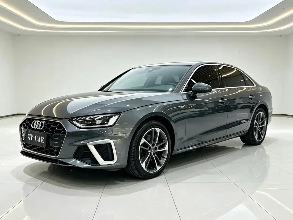 Audi A4L 40 TFSI Fashion Dynamic 2022