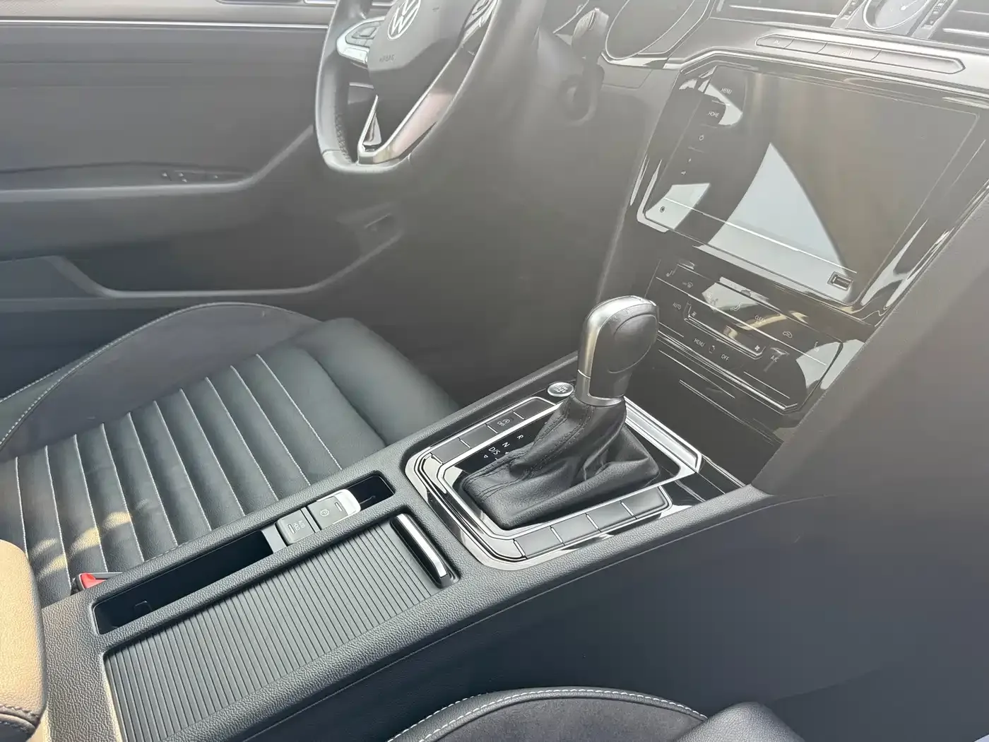 Volkswagen Magotan 330TSI DSG Leading 2021 — фото 15