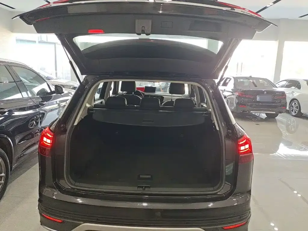 Volkswagen Tayron 330TSI 2WD Luxury China VI 2020 — фото 19
