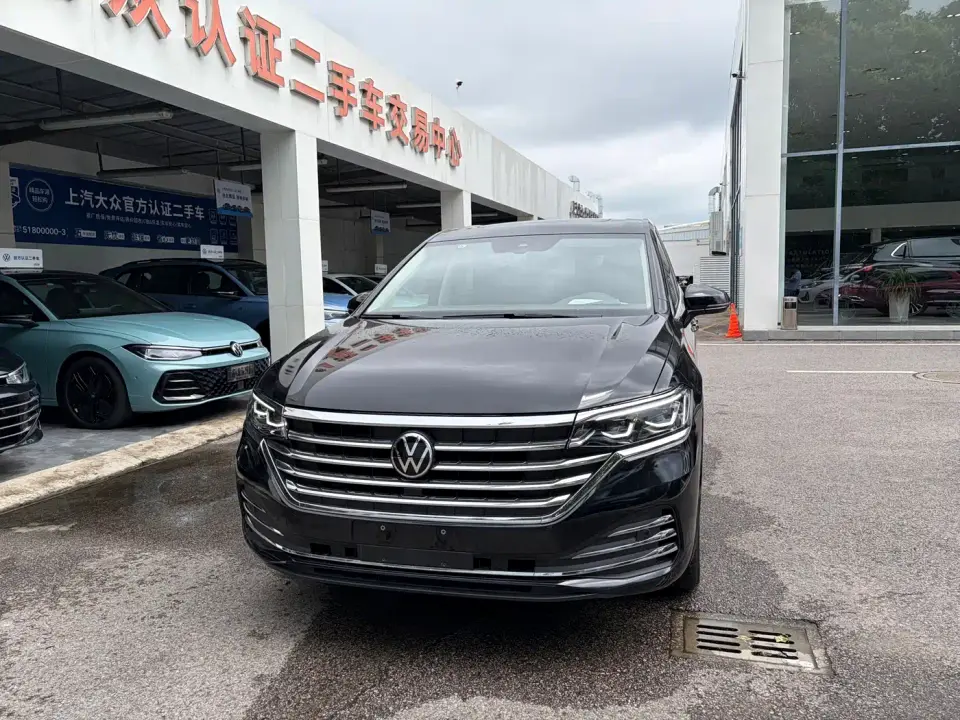 Volkswagen Viloran 380TSI Executive Edition 2024