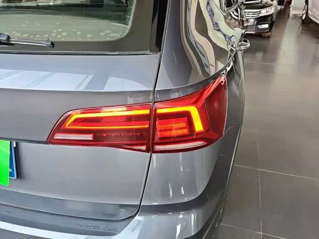 Volkswagen Tharu 280TSI 2WD Luxury Plus 2021 — фото 8