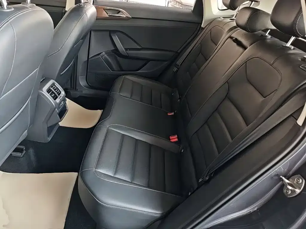 Volkswagen Tharu 280TSI 2WD Luxury Plus 2021 — фото 17