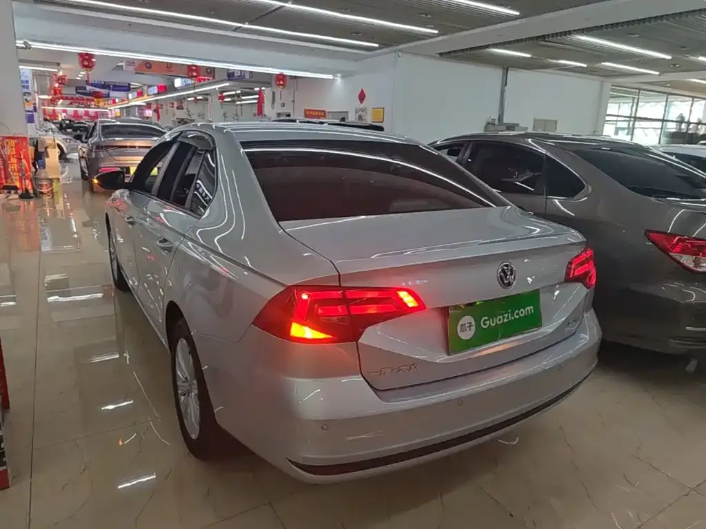Volkswagen Bora Facelift Bora Legend 1.5L Manual Fashion Type China VI 2022 — фото 5