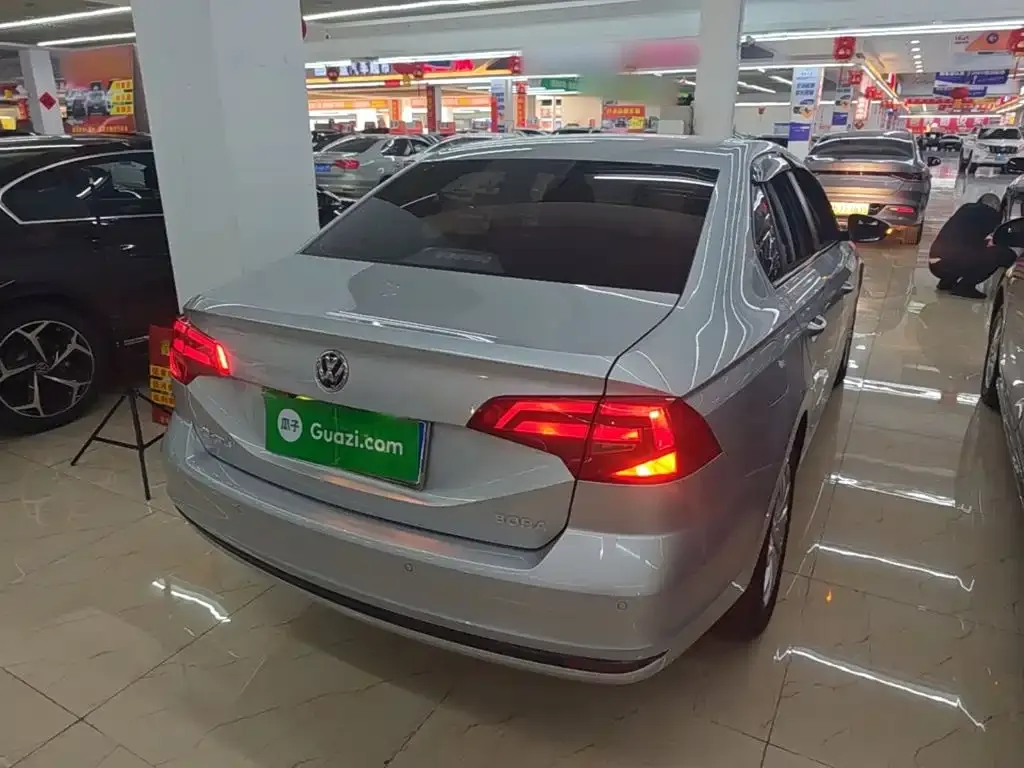 Volkswagen Bora Facelift Bora Legend 1.5L Manual Fashion Type China VI 2022 — фото 7