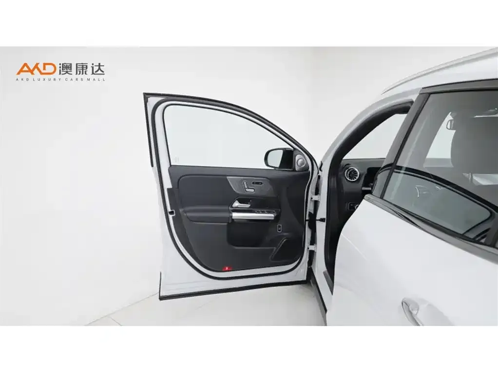 Mercedes-Benz GLA-Class GLA 200 2022 — фото 10