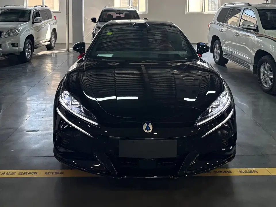 Denza Z9GT Model Flash Charge Flagship Edition 2026