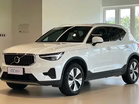 Volvo XC40 B3 Smart Elite Luxury Edition 2024