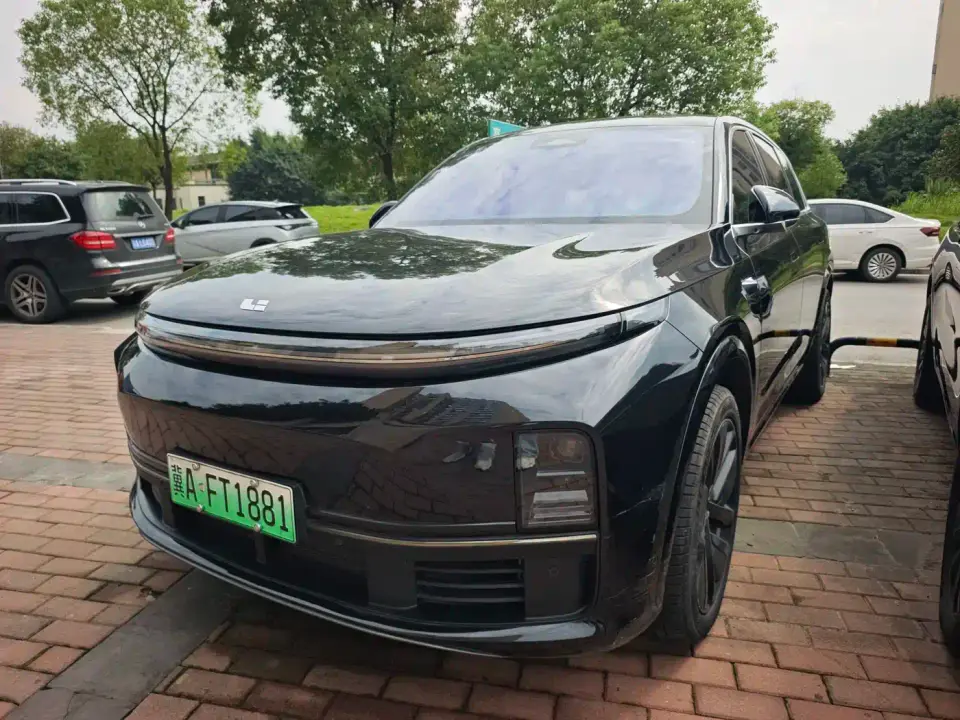 Li Auto L7 Pro 2025