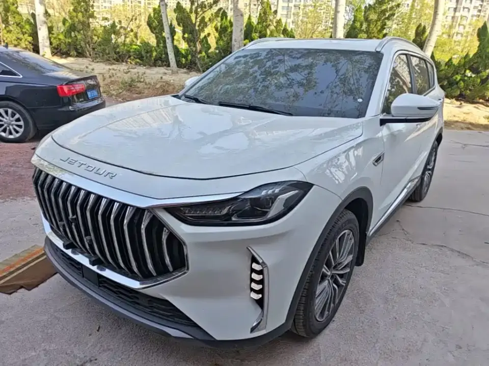 Jetour X70 PLUS Champion Edition 1.5T DCT Champion PRO 5-seater 2025