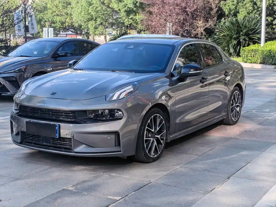 Lynk & Co 03 2.0TD Auto Jin Plus 2021