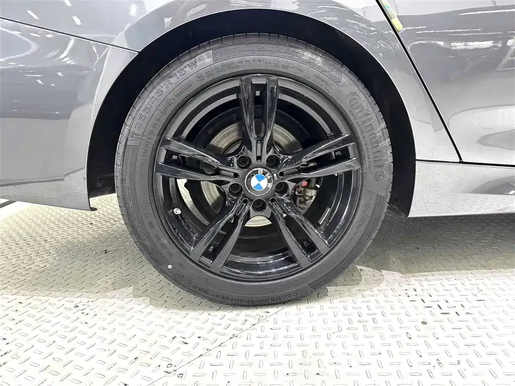 BMW 3 Series GT 320i M Sport Black Night Edition 2021 — фото 10